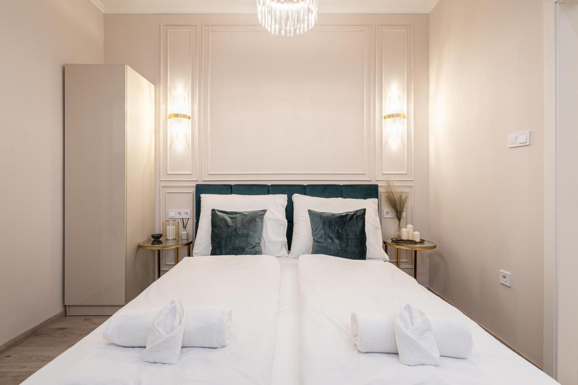 Kiraly 33 - Hidden Gem - Best Location By Bqa Budapest Exterior photo